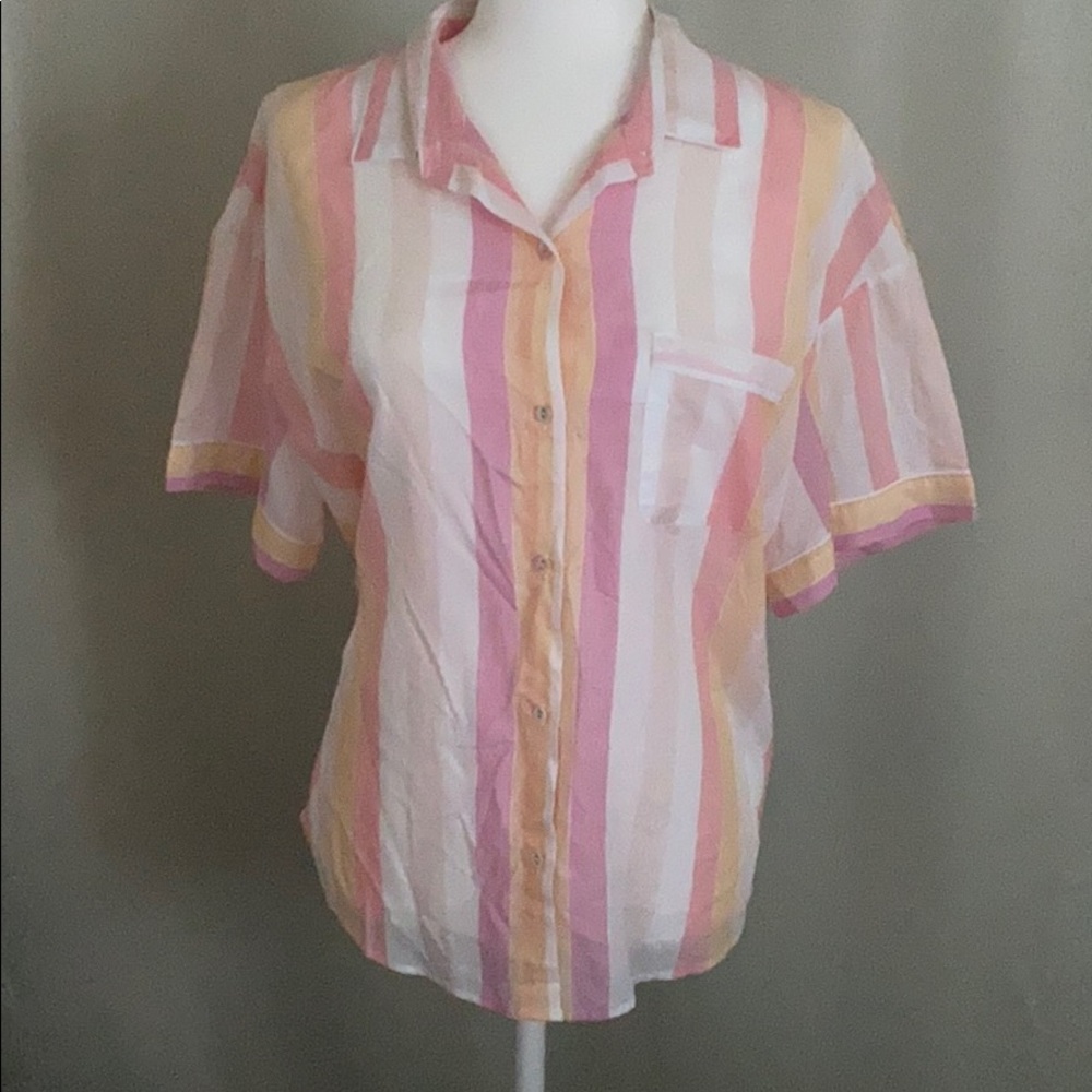 Multicolored top
